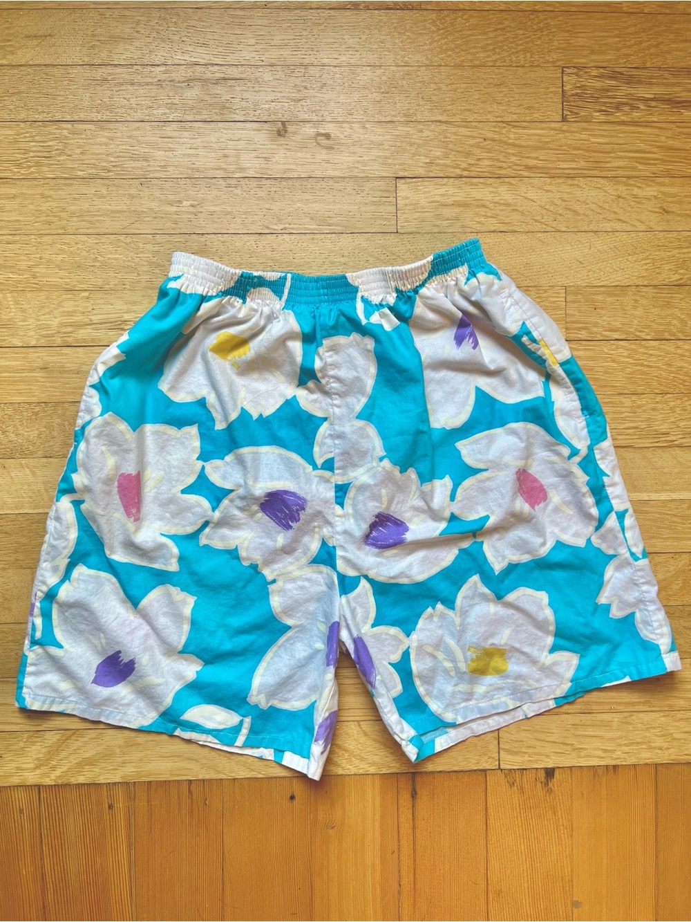 Rare vintage 80s floral cotton shorts M/L